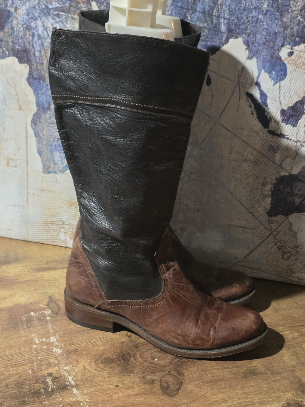 Amazing Artisan Quality Made In Mexico Black And Brown Distresse Leather Boots.